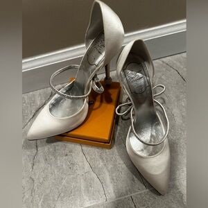 Basically New Roger Vivier Heels